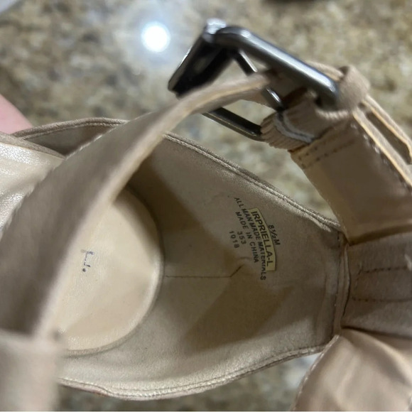 Indigo Rd Beige Open Toe Heels - Picture 5 of 7